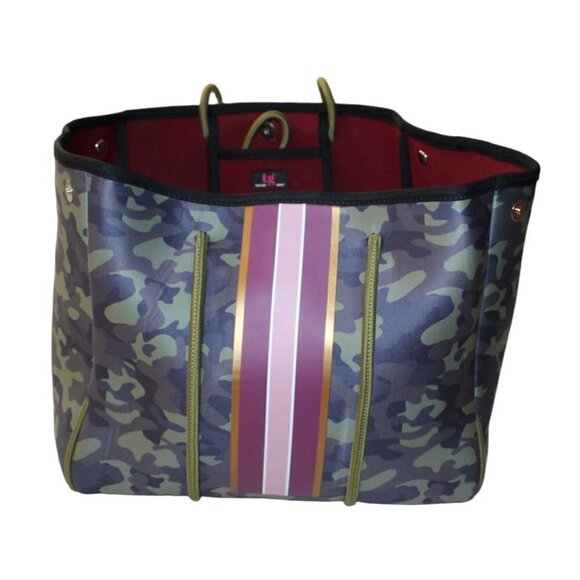 Taylor Gray Carell Large Neoprene Camo green & grey Tote Pink and purple stripes - Picture 3 of 12